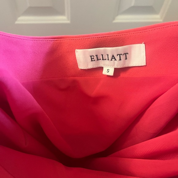 ELLIATT - Picture 6 of 9